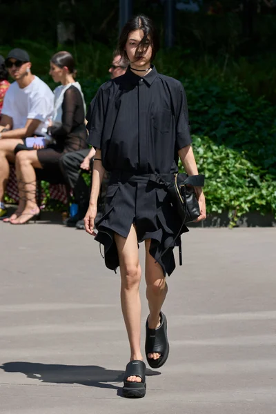 Look 51